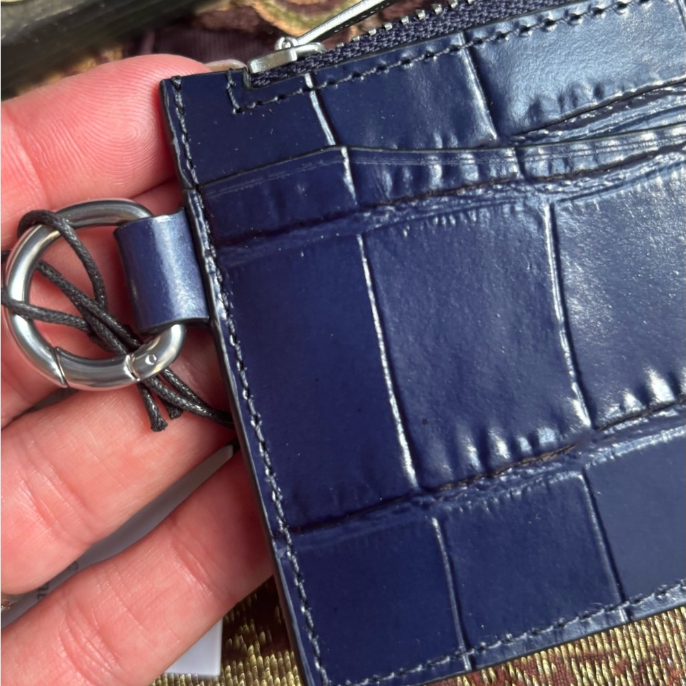 Authentic COACH 1941 croc embossed leather zip top card holder with key hook - Picture 5 of 6